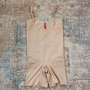SPANX Light Beige Open Bust Shapewear Bodysuit Size Large